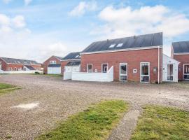 6 person holiday home in Rømø-By Traum โรงแรมในSønderby