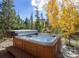 Silverbell Chalet: Private Hot Tub, Mountain Views