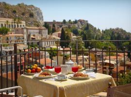 Hotel Isabella, khách sạn 3 sao ở Taormina