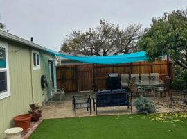 Goodland Green House, villa in Santa Barbara