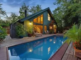 House on Broadway at the Plaza