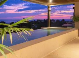 3 bed condo with pool ocean view
