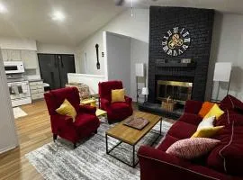 South Side Resort - Very Close Derby Turnpike Dtn