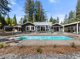 6 BR 4BA Redwood Retreat w Pool