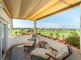 artQhost Costa Ballena Penthouse Ocean and Golf views & Free Parking, holiday rental in Costa Ballena