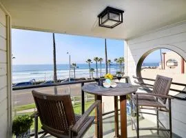 152-4 Coastal Luxury with Panoramic Ocean View