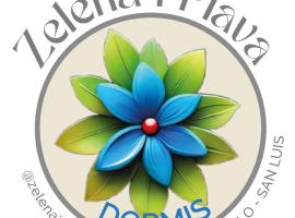 Zelenaiplava dormis, hotel v destinaci Merlo