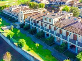 Apartment in Roma by Marco Simone Golf, vila mieste Marco Simone