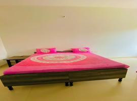 OYO Balaji Hotel, hotel en Alwar