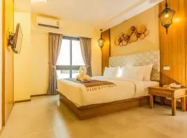 The Signature Hotel @ Thapae