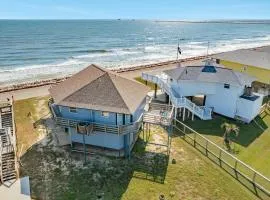 8 Sides of Sunshine 3 Ensuite Bedrooms Surf Spot