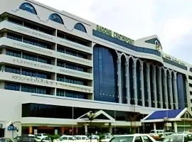 The CentrePoint Hotel