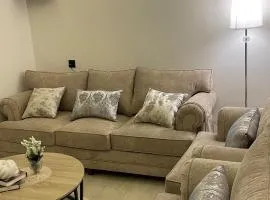 شقة بغرفة نوم وصالة حي الشعلة