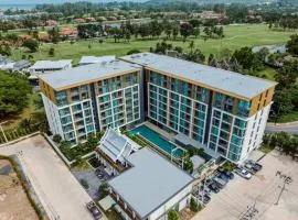 C246 New 1BR Condo with Pool, Gym &Great Location