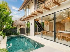 Vela Villa Pererenan Bali 2 Beds with Private Pool, Hotel in Mengwi