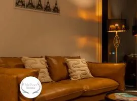 Pure Luxury Modern Apt Heart of CBD Lev 24