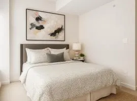 Premium Downtown Vancouver 3BR Townhouse with Private Entry