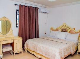 Fudan International Hotel and Resort, hotel com estacionamento em Mama