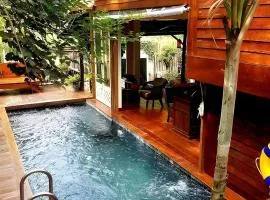 Seven Senses Guesthouse