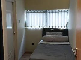 First Kost Seturan 32