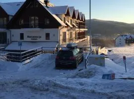 Flinski Sport X SPA, Boutique X Art