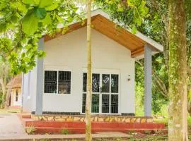 Gray Hideaway Resort