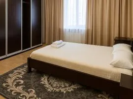 390 Очень теплая квартира с видом на Байтерек с 2 большими кроватями и 2 санузлами