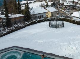 Wellnesshotel Erica, ξενοδοχείο σε Nova Ponente