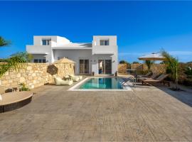 Viesnīca Amora Pool Villas pilsētā Genadi