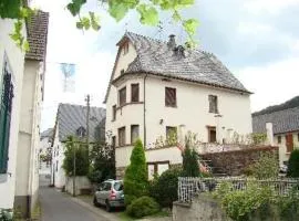 Ferienhaus Altes Winzerhaus In Mesenich