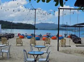 Ferellee Beach Front Inn