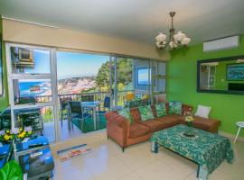 Aqua Soul- On the Beach - Aircon- Braai- Swim, hotel v mestu Umdloti