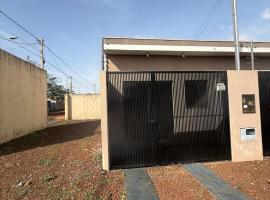 Microcasa Aconchegante, tudo para sua hospedagem!, hotel en Dourados