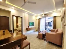 Candolim Beach 1BHK Apartment with Pool & Full Kitchen - Perfect for Couples & Families