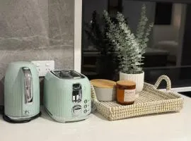 Sunnybank Station 5B Family Stay