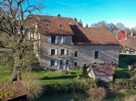Chambres d'hôtes La Marche des Bois, hotel v destinaci Crocq