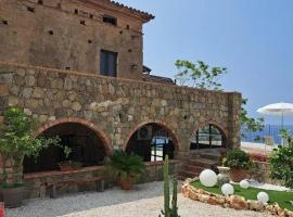 Tenuta Donna Carmela, hotel i Caprioli