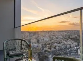 Sunset View Designer Apartment With Pool Access