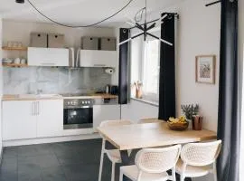 Schöne Designer-Wohnung im Mangfalltal