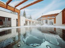 Hotel Horal, hotel with hot tubs in Rožnov pod Radhoštěm