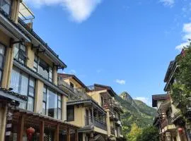Guilin cozy mountain retreat