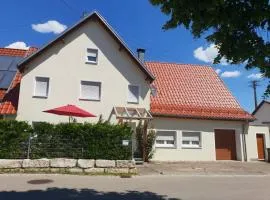 Wunderschönes Ferienhaus In Zainingen