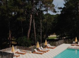 Boutique Hôtel La Baignoire, hotel di Lacanau-Océan