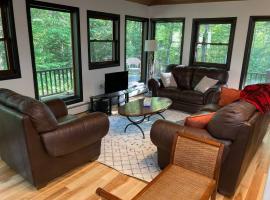 Pico Killington Ski Cabin Mtn View Wood Stove, Villa in Mendon