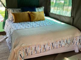 KwaZambezi Glamping Site, luxusn&iacute; kemp v destinaci Livingstone