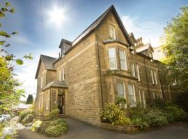 9 Green Lane Bed and Breakfast, hotel v mestu Buxton