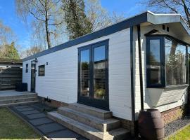 Chalet Bambi, hotel v destinaci Putten