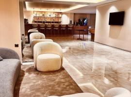 FİFTY5 SUİTE HOTEL, three-star hotel in Marmaris