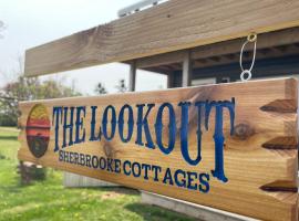 The Lookout - Sherbrooke Cottages, hotel in Summerside