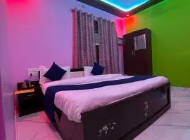 Hotel Aryaa kulam Palace